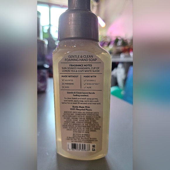 The perfect weekend foaming hand soap - Picture 2 of 2